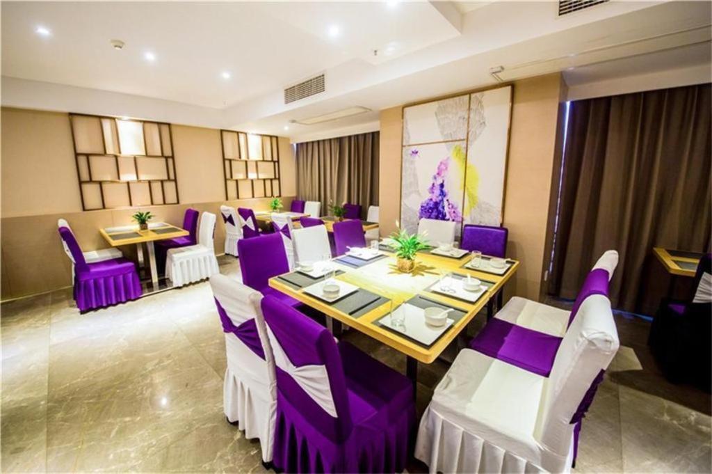 Lavande Hotel Luzhou Bbq New World Exterior foto